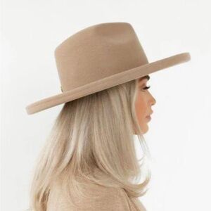 GIGI PIP THE CARA LOREN PENCIL BRIM HAT TAN SIZE 57 & VEGAN LEATHER BRAIDED BAND